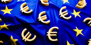 Украина отказывается от доллара и переходит на евро