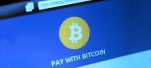 Известный платежный сервис запускает предоплаченные карты в Bitcoin