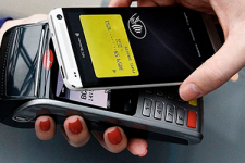 Еще один украинский банк запустит мобильный NFC-кошелек