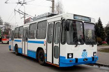 В украинских троллейбусах можно оплатить проезд банковской картой