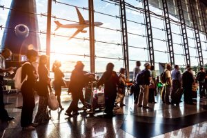 Как получить компенсацию за задержку или отмену рейса