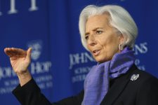 Двойное дно: МВФ о преимуществах и недостатках финтеха