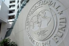 МВФ призывает продолжать ликвидацию украинских банков