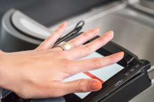 Биометрическое кольцо заменит банковские карты, пароли и ключи