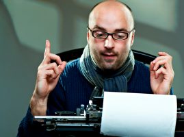 С Днем журналиста: как СМИ влияют на финграмотность украинцев