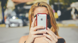 Apple тестирует технологию распознавания лиц для iPhone 8