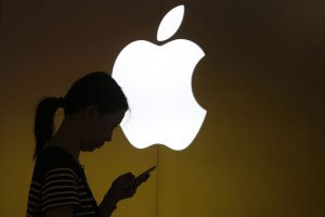 У пользователей Apple воруют данные банковских карт