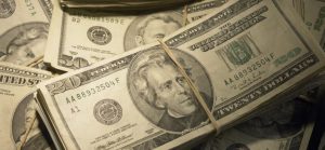 Во Львове разоблачили крупное производство поддельных долларов