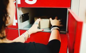 Украинцы стали чаще пользоваться почтоматами — «Нова пошта»