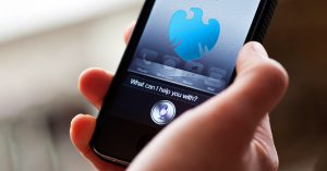 Крупный европейский банк запускает платежи через Siri