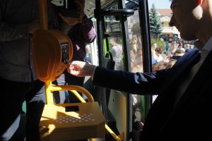 Бесконтактные платежи в транспорте запущены еще в одном городе Украины