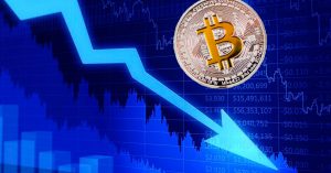 Цена Bitcoin опустилась ниже $4000: что происходит на рынке?