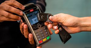 Автомобильные ключи получат функцию бесконтактных платежей