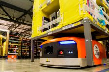 Количество роботов на складах Amazon достигло 100 тыс
