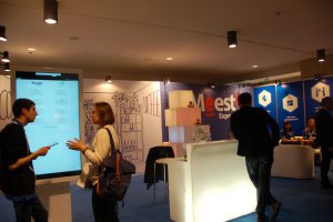 Вместо почтомата: в Украине появится 1500 точек выдачи интернет-заказов