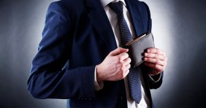 Сколько получают члены правлений банков Украины: в НБУ назвали цифры