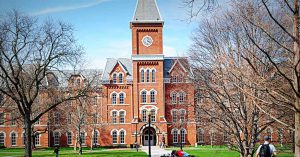 Apple запускает образовательный проект совместно с одним из университетов