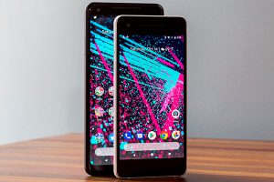 Лучшие смартфоны 2017 года: в тройку лидеров впервые не попал Apple