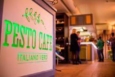 В ресторанах сети PESTO CAFÉ в Украине можно рассчитаться криптовалютой