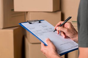 Правительство назвало ожидаемую прибыль от налога на посылки