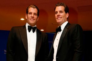 Стали известны имена первых миллиардеров, разбогатевших на биткоине