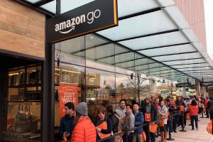 Amazon откроет магазины без касс и продавцов еще в двух городах
