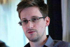 Эдвард Сноуден против: как не стоит использовать биометрию