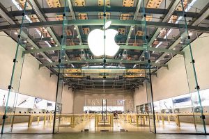 В магазинах Apple внедрили еще один метод оплаты