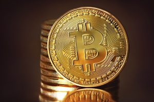 Bitcoin снова поднялся выше отметки в $10 тысяч