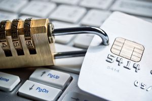 Украинцев предупредили о новой схеме кредитного мошенничества