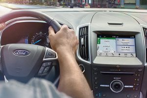 Автомобилями Ford можно будет управлять с помощью голоса