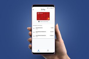 Один из украинских банков на день прекратит обслуживание своих карт