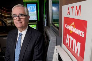 Ведущий оператор банкоматов назвал криптовалюты угрозой для бизнеса