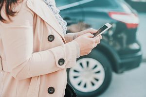 Заплатить за парковку смартфоном можно в еще одном городе Украины