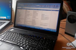 Киберполиция обнаружила офис, где торговали базами данных украинцев