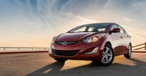 Платежи в машине: известный автопроизводитель готовит новый сервис