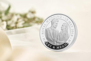 Принца Гарри и его невесту изобразили на монетах — фото