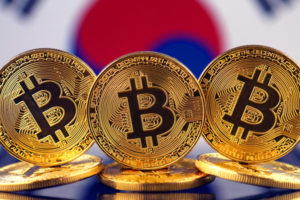 Криптовалюты и блокчейн считают залогом безналичного общества