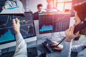 Как попасть на биржу: в Украине изменили процедуру регистрации ценных бумаг