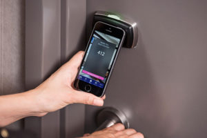 Смартфоны и часы Apple заменят ID-карты