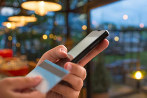 НБУ рассказал о планах по развитию cashless в Украине