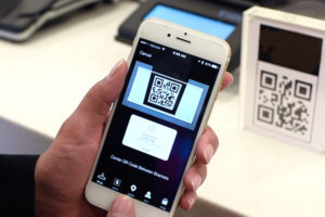 Первый в мире QR-код для всех типов оплат запустят в Сингапуре