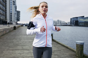 Как копить деньги во время пробежки: ведущий банк внедрил полезную функцию