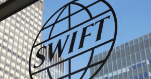 РФ готовится к отключению от SWIFT