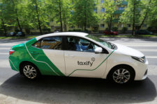 Популярный онлайн-сервис такси расширяется в Украине