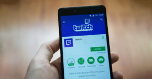 Twitch будет банить пользователей за нарушения, совершенные вне социальной сети