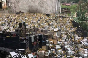 В Китае стихия разрушила крупнейшую майнинг-ферму (фото)