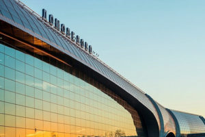 Крупный аэропорт под угрозой взлома: хакеры требуют выкуп в Bitcoin