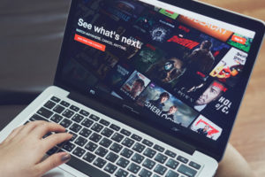 Где смотреть фильмы и слушать музыку онлайн: ТОП-8 сервисов для Украины