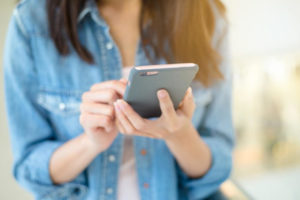 Как люди разных возрастов привыкают к цифровым платежам — исследование